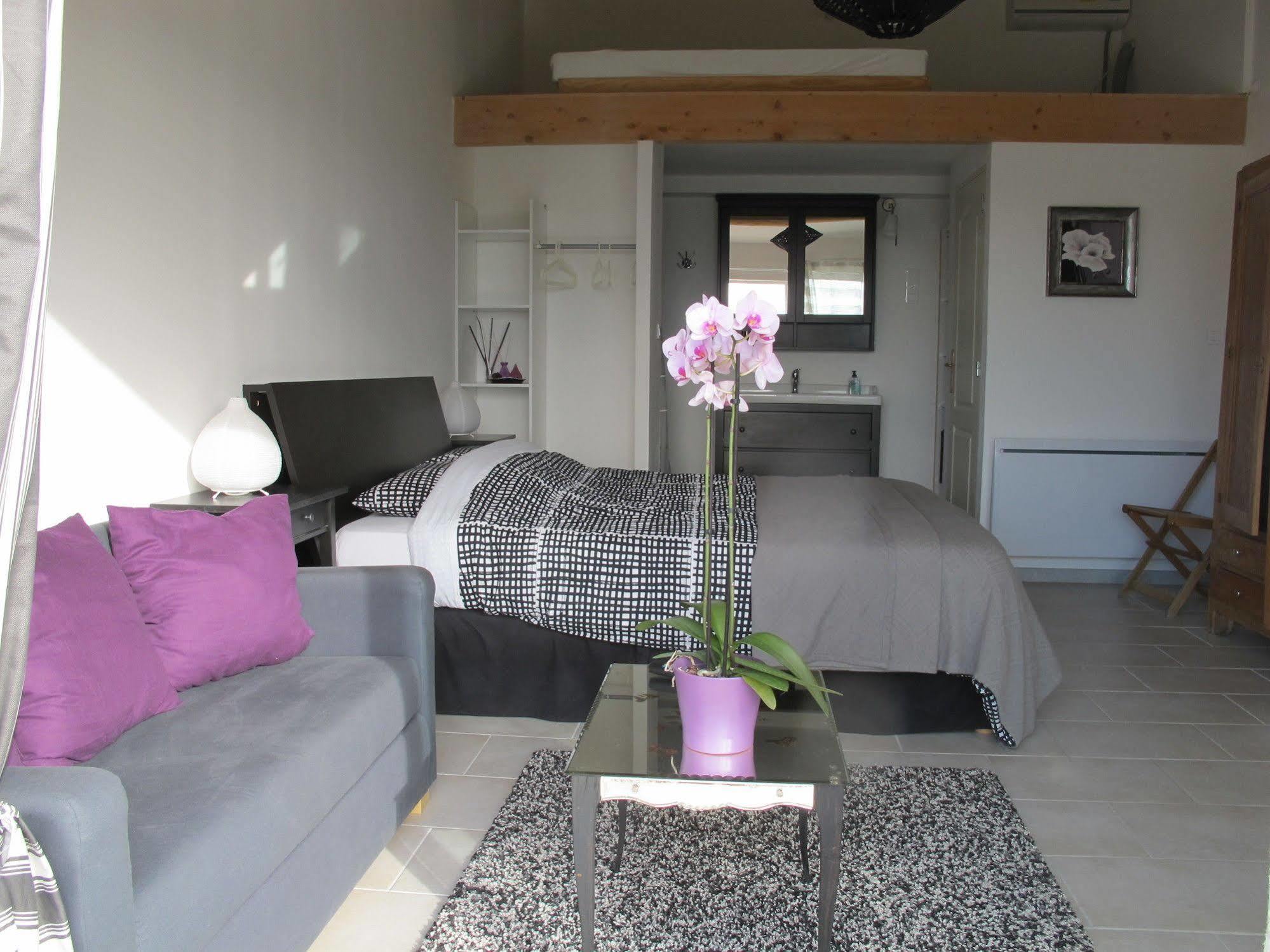 Lou Cardalines Bed & Breakfast Bédoin Exterior foto