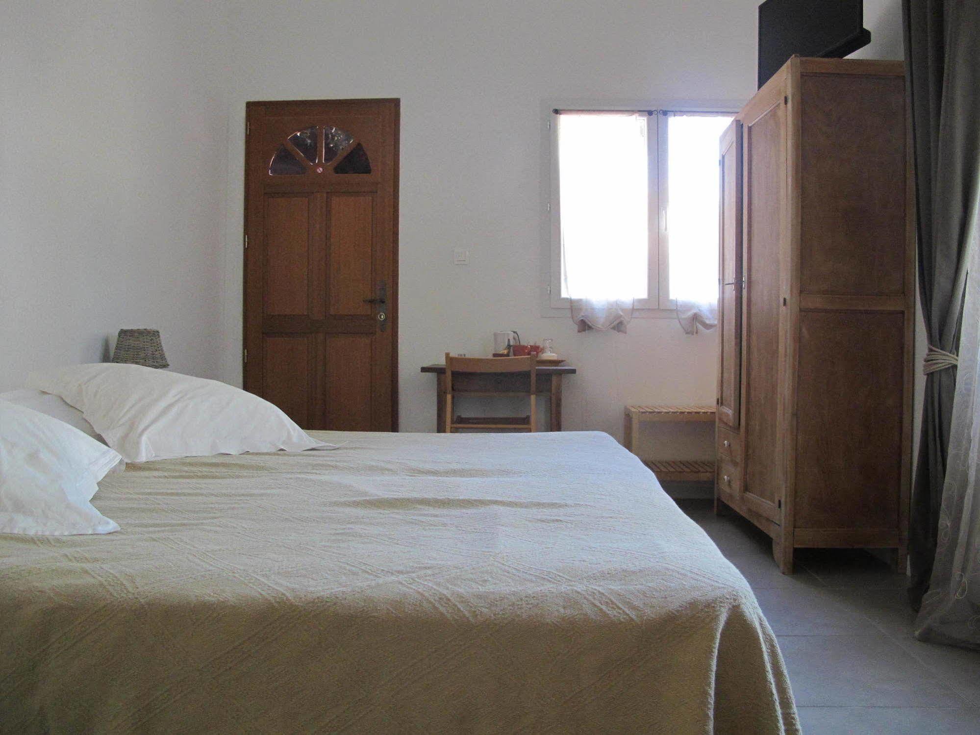 Lou Cardalines Bed & Breakfast Bédoin Exterior foto